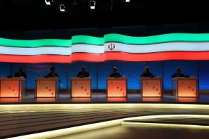 حضور کاندیداها برای برگزاری مناظره سوم ۱۴۰۰