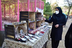تمرکز سازمان فرهنگی شهرداری یزد بر اشتغال زنان آسیب‌دیده