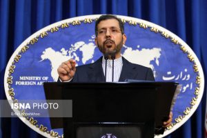 خطیب‌زاده: مسئولیت رییس‌جمهور آمریکاست که جامعه بین‌الملل را از واقعی بودن امضایش قانع کند