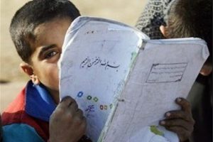 مهاجرت؛ عامل اصلی ترک تحصیل کودکان در مناطق مرزی